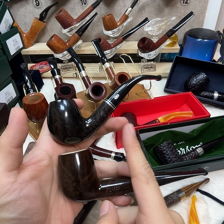 ?***?你不去上班呀