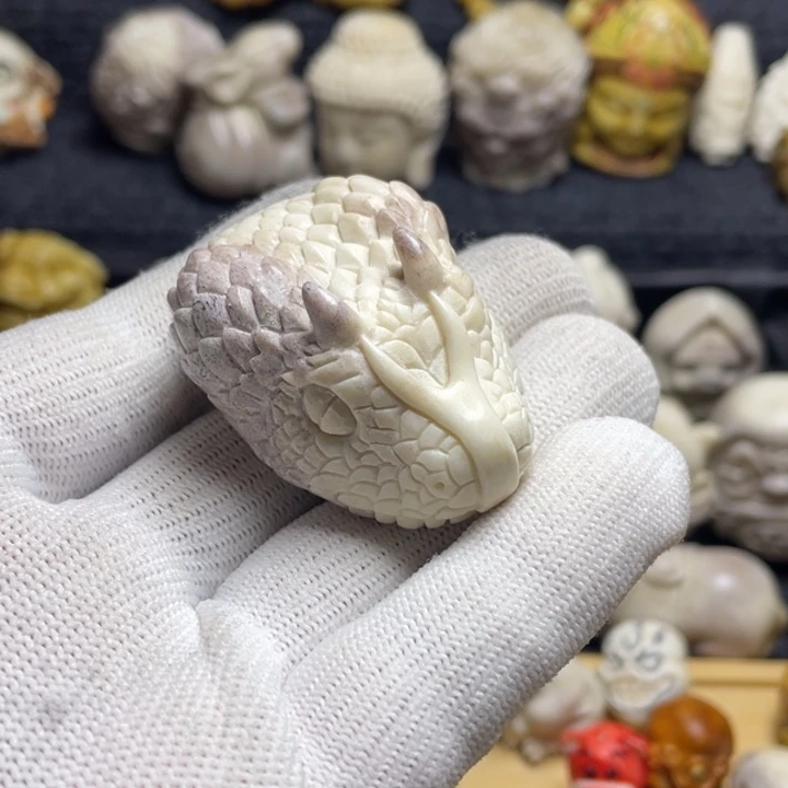 无非金属千****魄配饰鹿角雕刻蛇头3.5