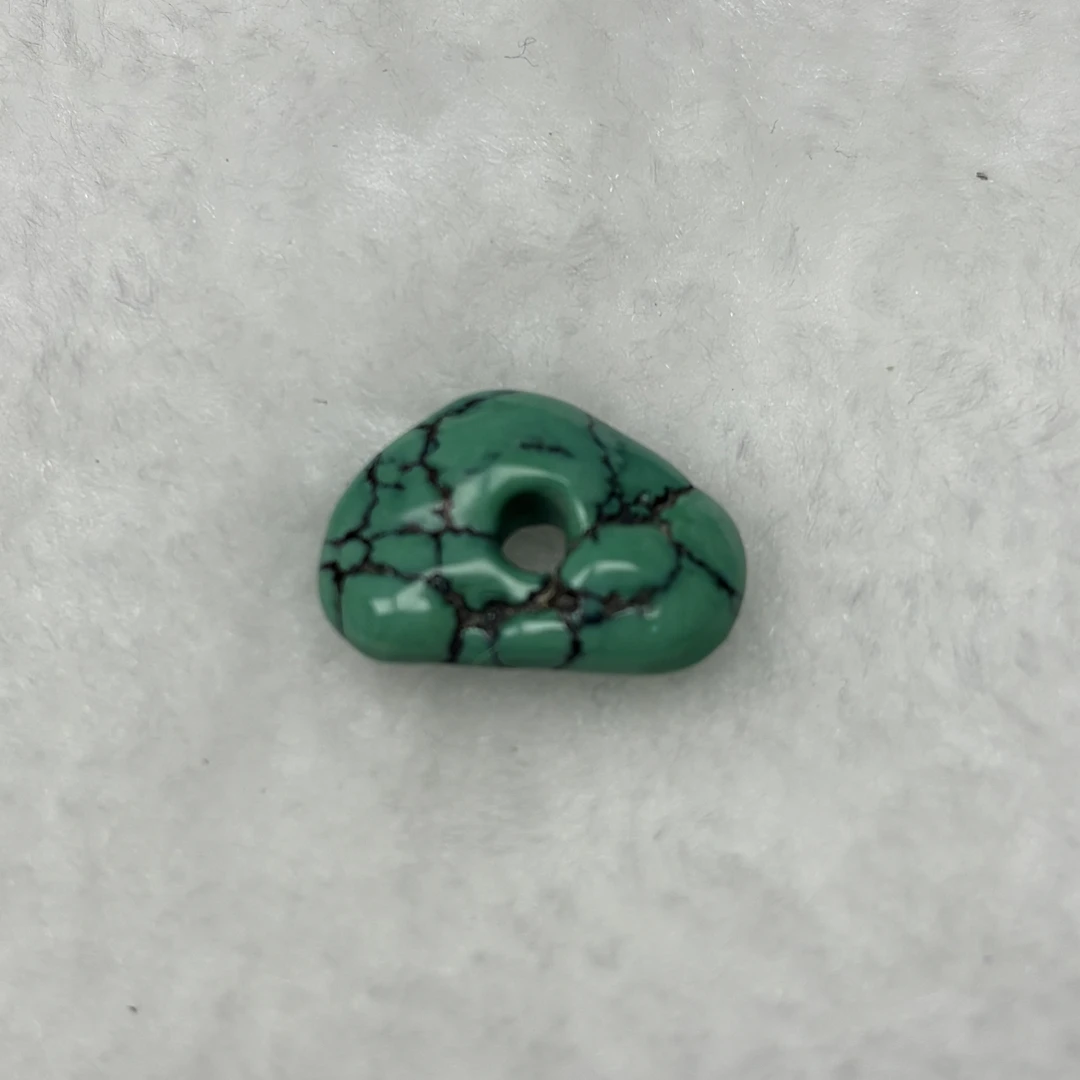 湖北十堰原矿绿松石高瓷藏扣尺寸13x19x4.5