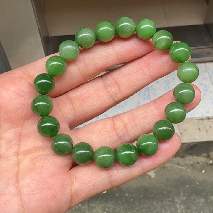 和田玉未镶嵌颈饰阳绿10