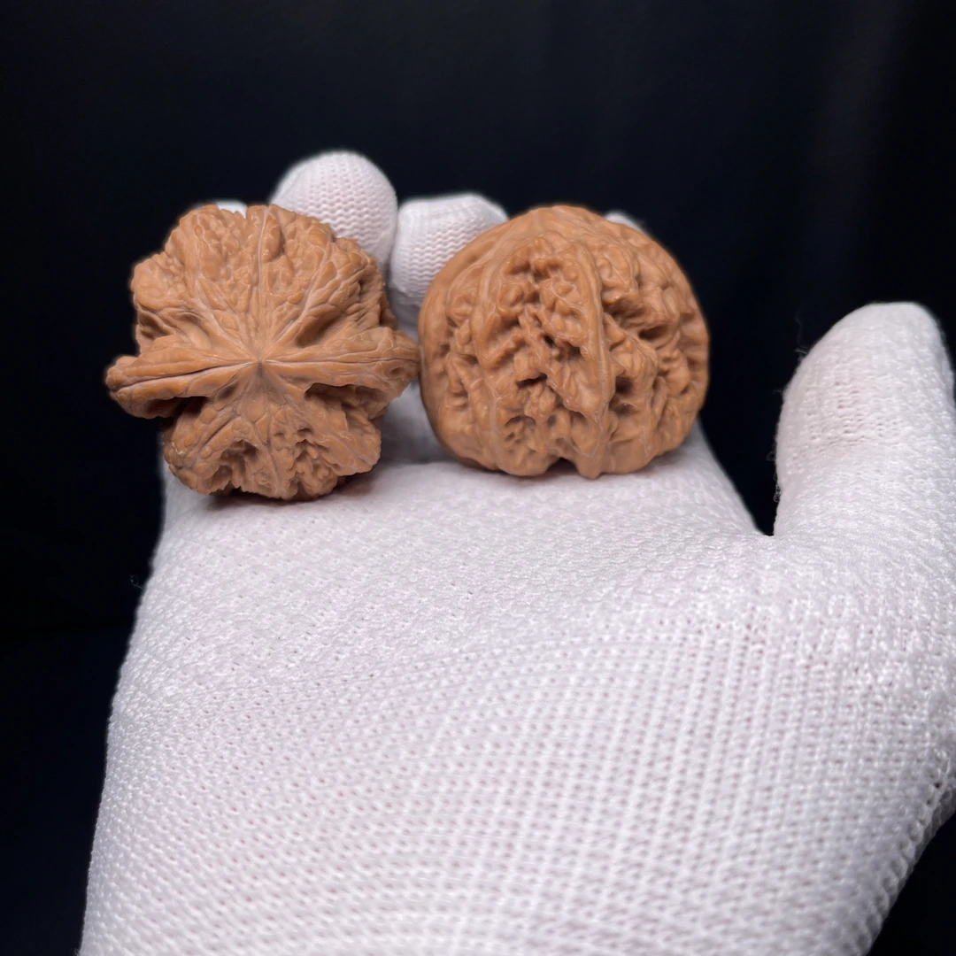 文玩核桃大粗筋狮子头八筋聚顶尺寸45（编号a266）