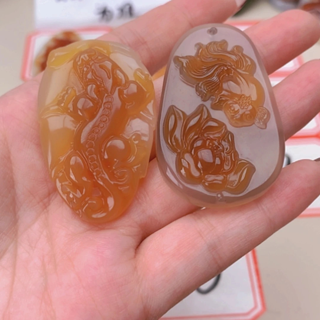 【闪购商品】玛瑙/玉髓未镶嵌珠宝半成品独**二