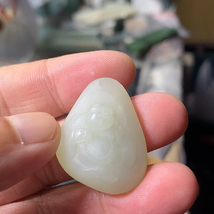 颈饰未镶嵌和田玉（糖玉）