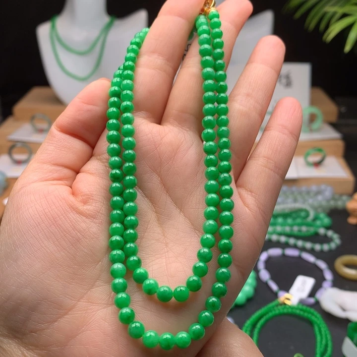 翡翠未镶嵌颈饰天然缅甸A货翡翠 卡4.8mm