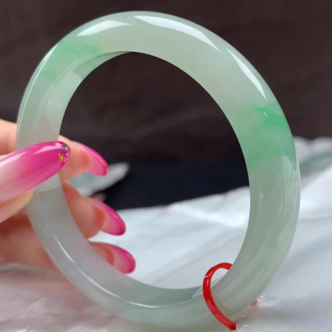 未镶嵌手镯翡翠97035，