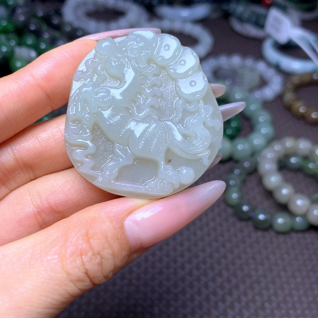 和田玉未镶嵌手串