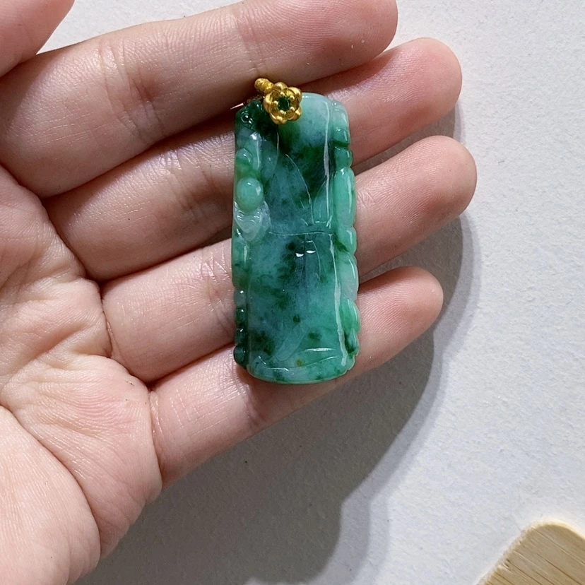 【闪购商品】颈饰未镶嵌翡翠
