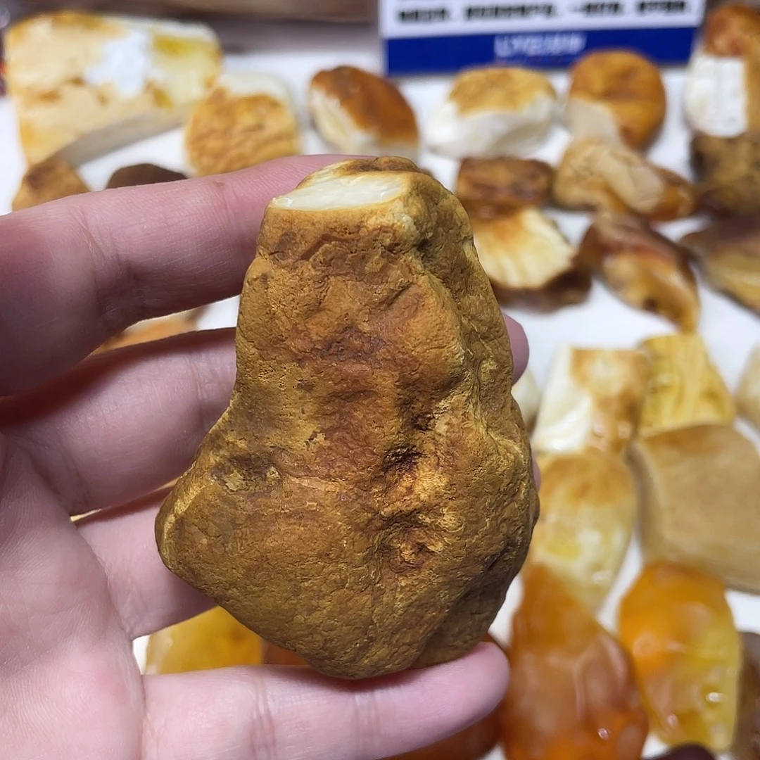 定制琥珀未镶嵌原矿琥珀