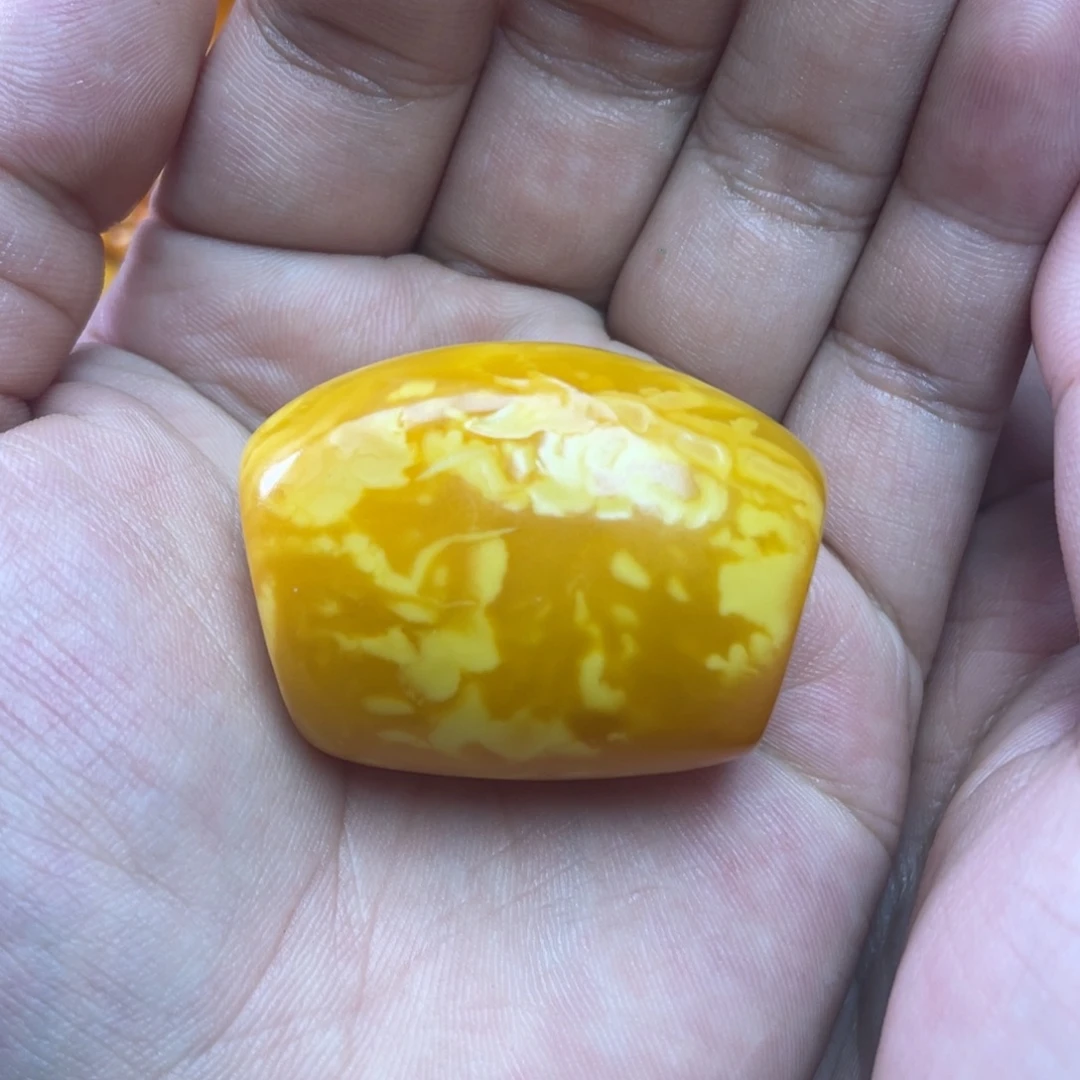 琥珀未镶嵌吊坠(不含链)