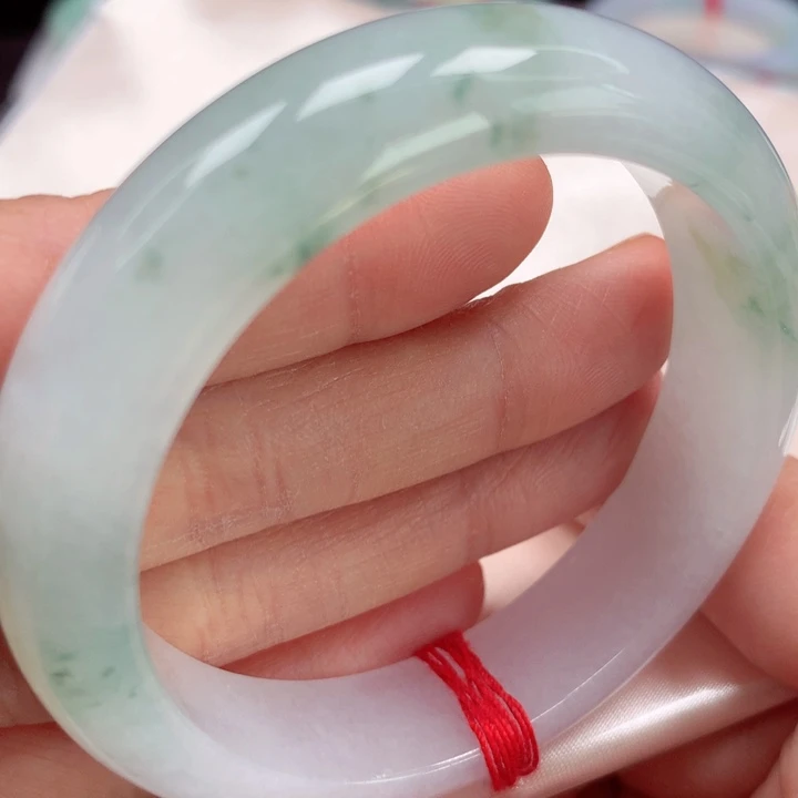 翡翠手镯未镶嵌糯冰小碎花26号