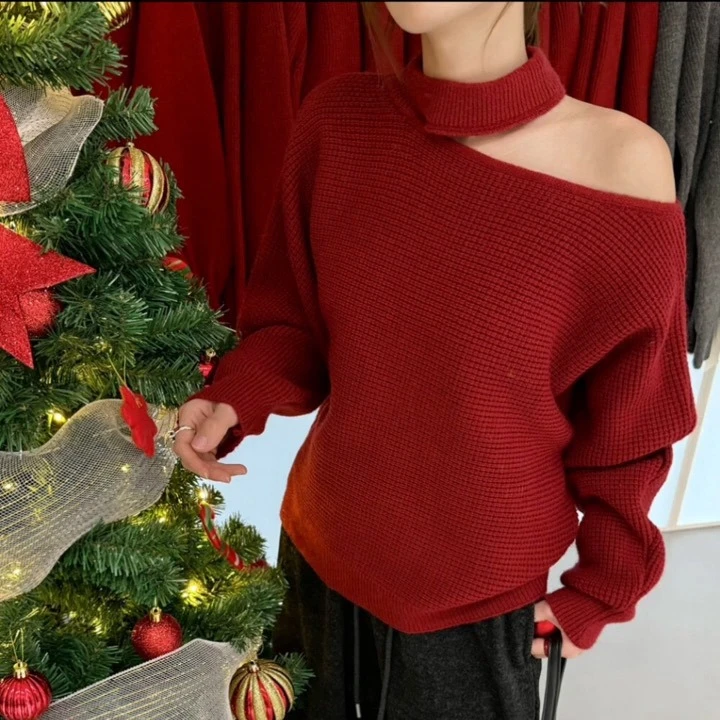 法式斜肩挂脖针织毛衣女秋冬外穿超好看圣诞穿搭氛围感红色打底衫