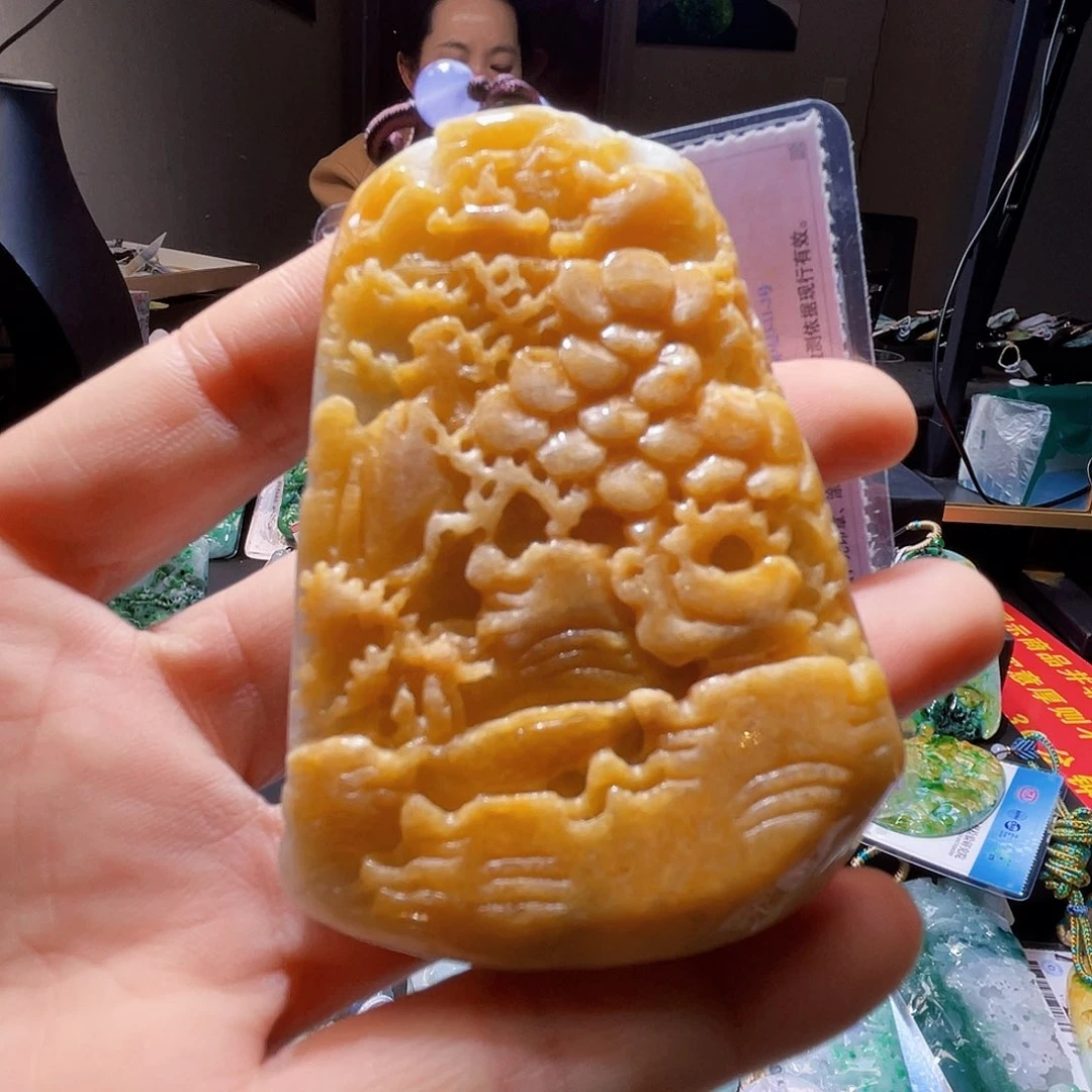 颈饰未镶嵌翡翠一