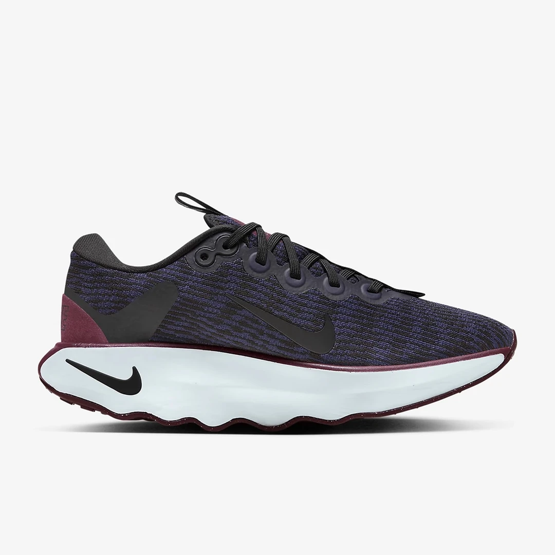 NIKE/耐克MOTIVA女士缓震舒适耐磨运动跑步鞋DV1238004