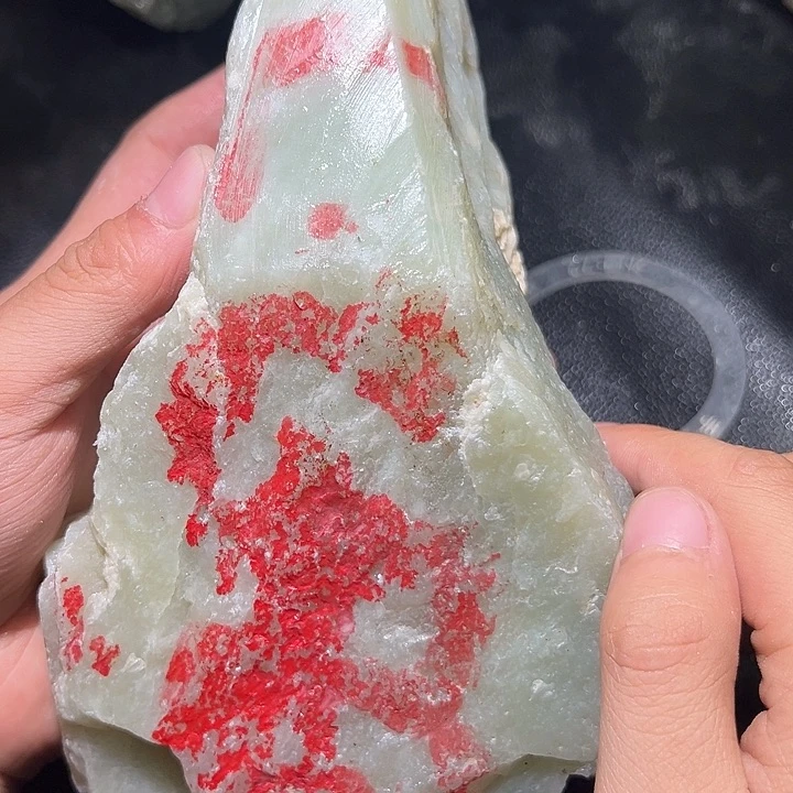 和田玉（糖玉）未镶嵌珠宝奇石