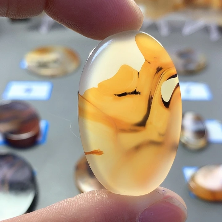 未镶嵌颈饰玛瑙/玉髓