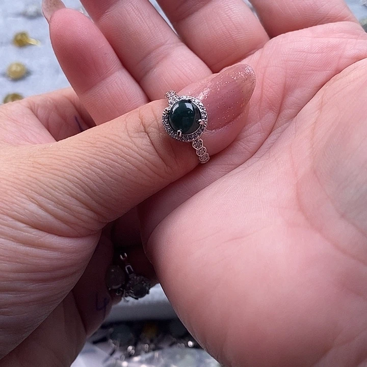 未镶嵌戒指翡翠.****?缅甸