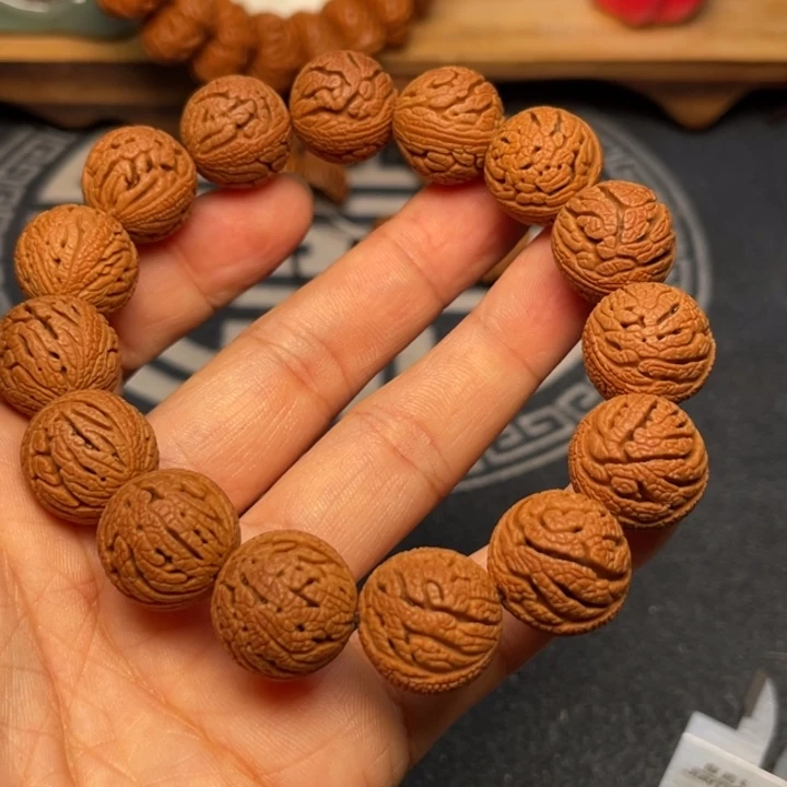 桃核手串龙纹桃核1
