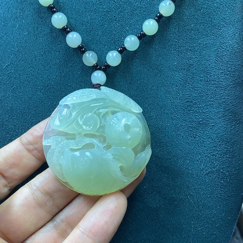 【闪购商品】蛇纹石玉未镶嵌吊坠