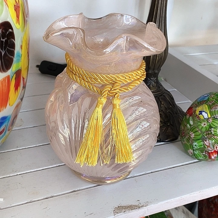 花瓶高19厘米口径8厘米