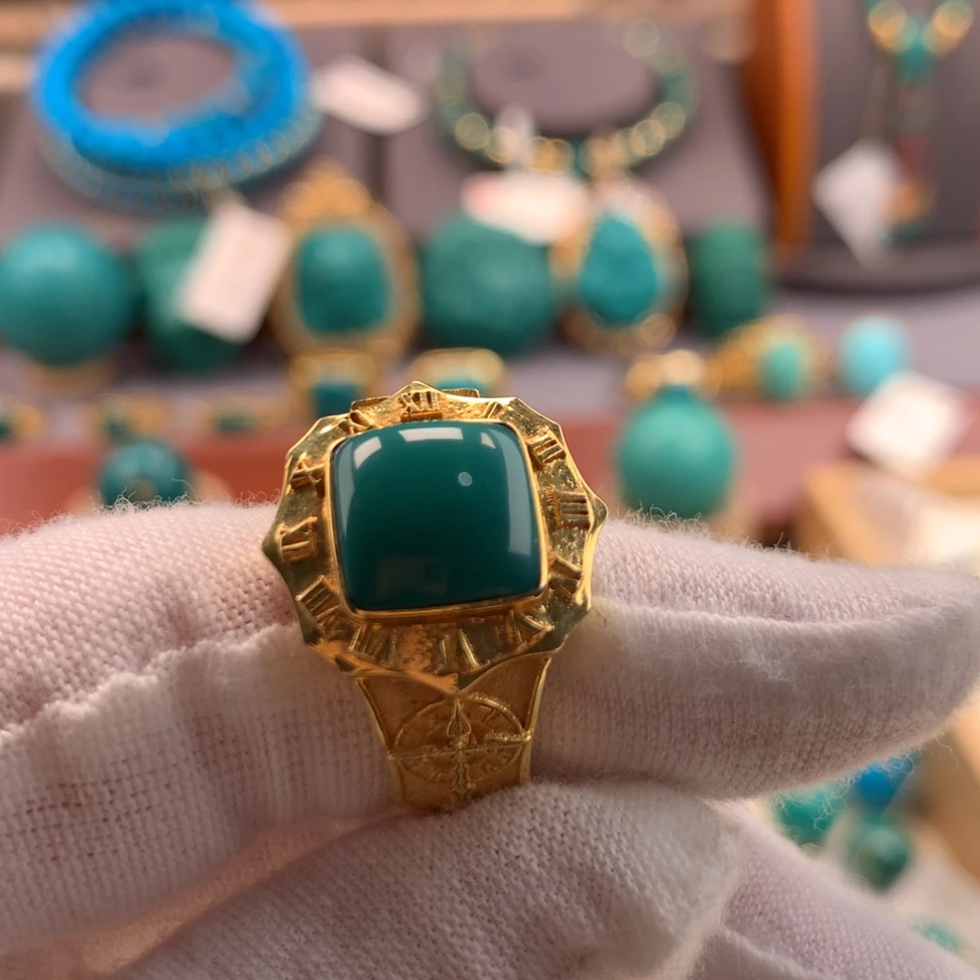 18K金镶嵌绿松石挂件