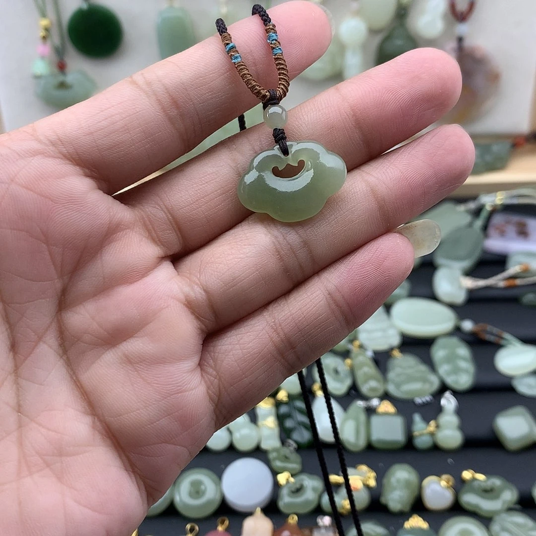 和田玉未镶嵌吊坠(不含链)