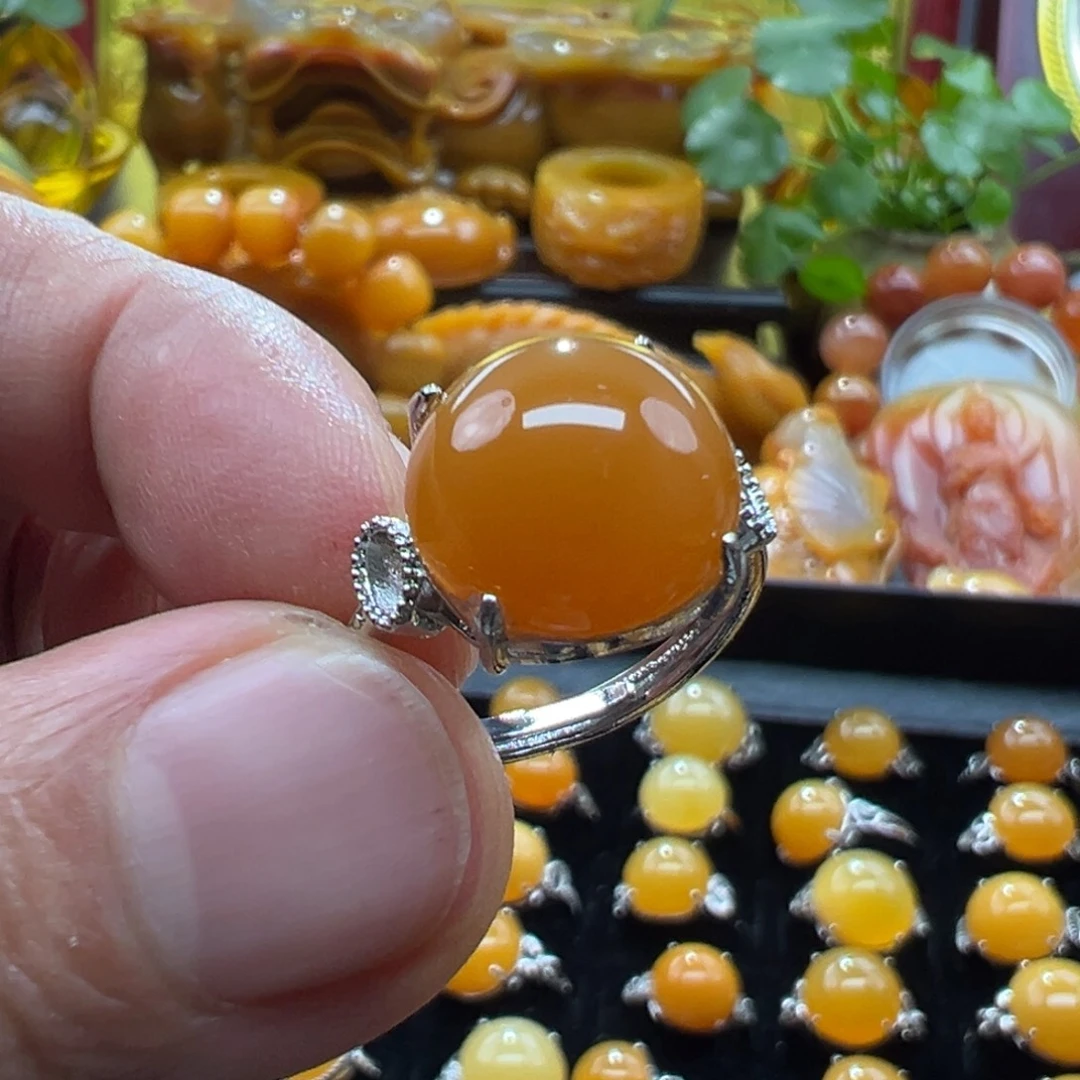 石英质玉未镶嵌颈饰