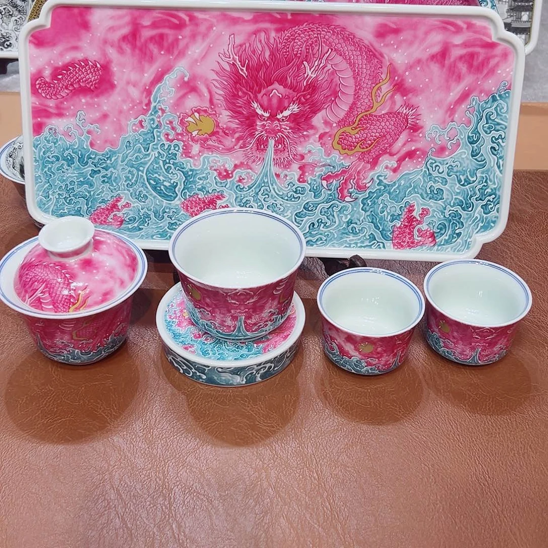 摆件景德镇陶瓷学院等单位的景德镇