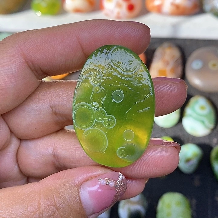 牌子无孔奇石饰品