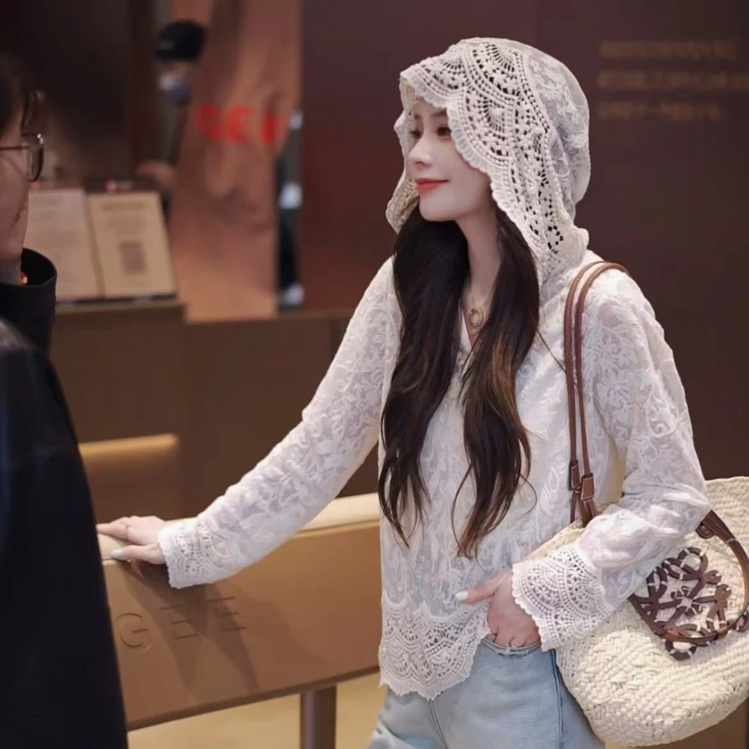 华丽微微【仲夏缪斯】蕾丝边拼接设计款钩花镂空长袖蕾丝衫T1368