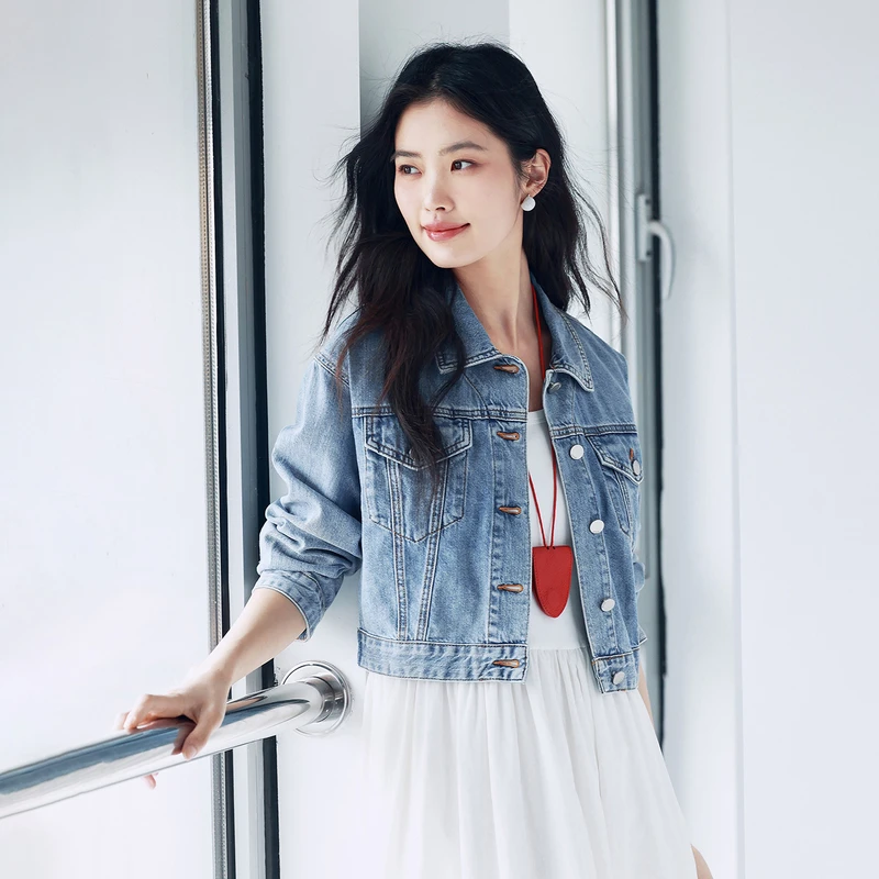 伊芙丽2025新款通勤百搭设计感短款空调凉感牛仔外套女1E3912151