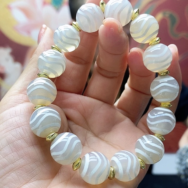 玛瑙/玉髓颈饰合金