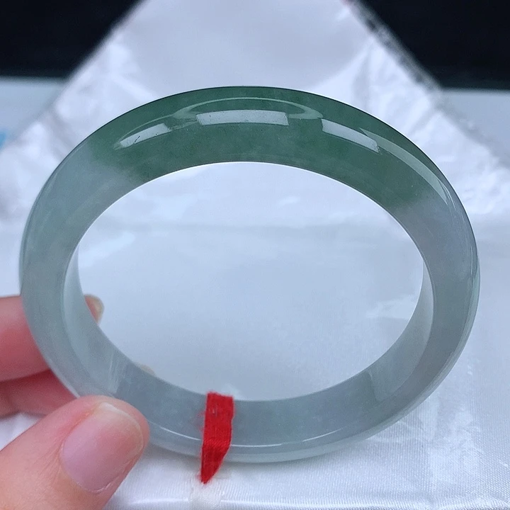 未镶嵌手镯翡翠天然