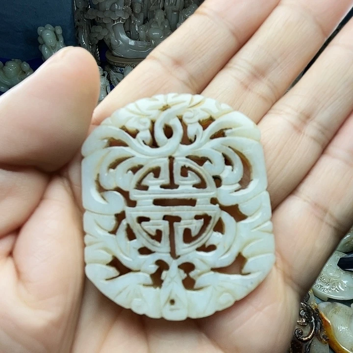 和田玉（青白玉）未镶嵌颈饰