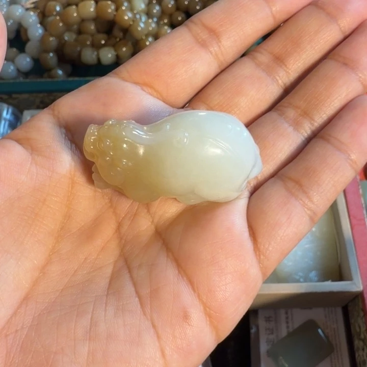 和田玉（糖玉）未镶嵌手链貔貅