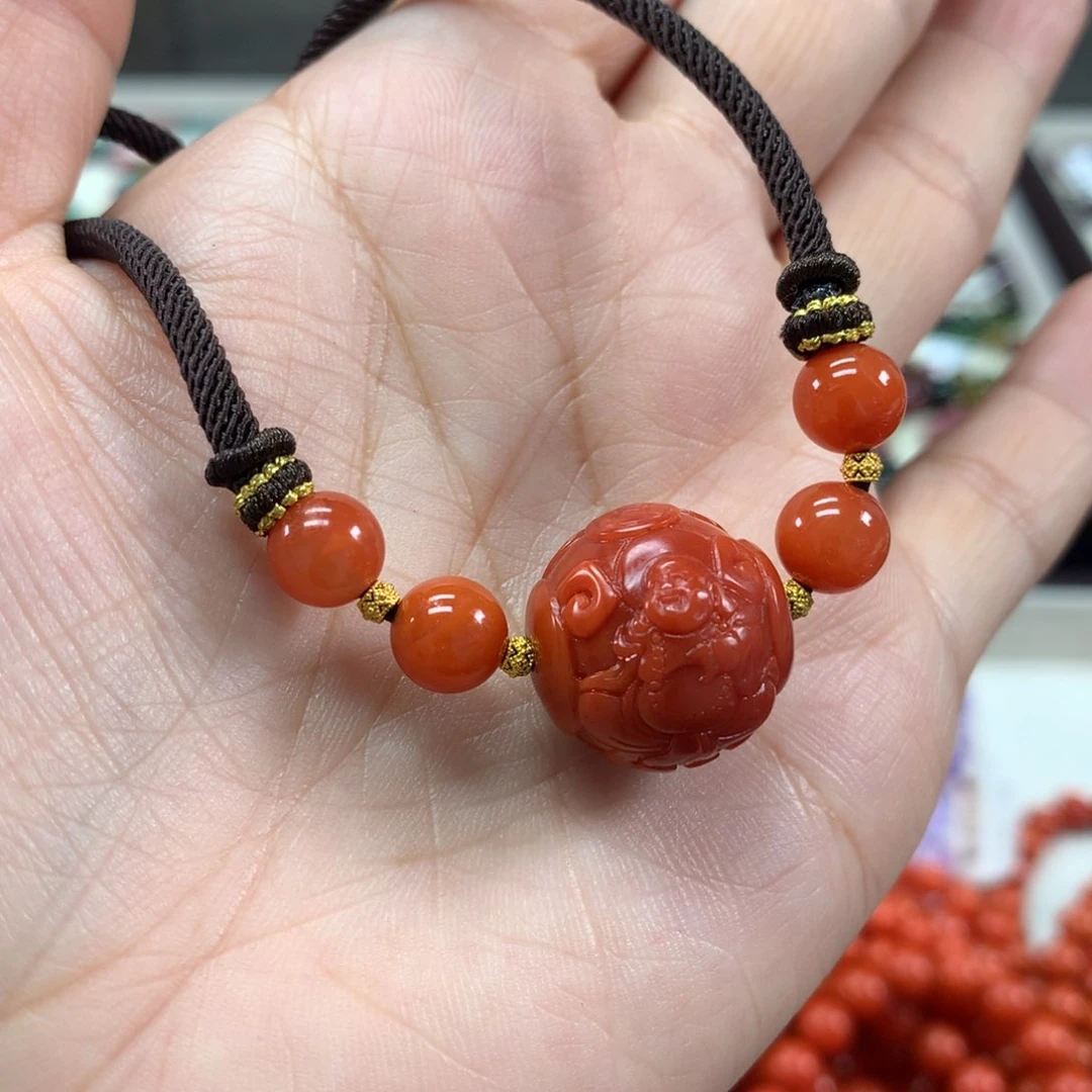 南红玛瑙颈饰未镶嵌A****?