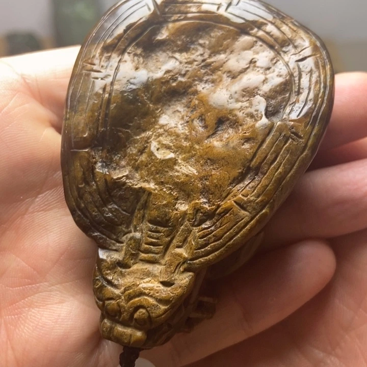和田玉（糖玉）未镶嵌颈饰