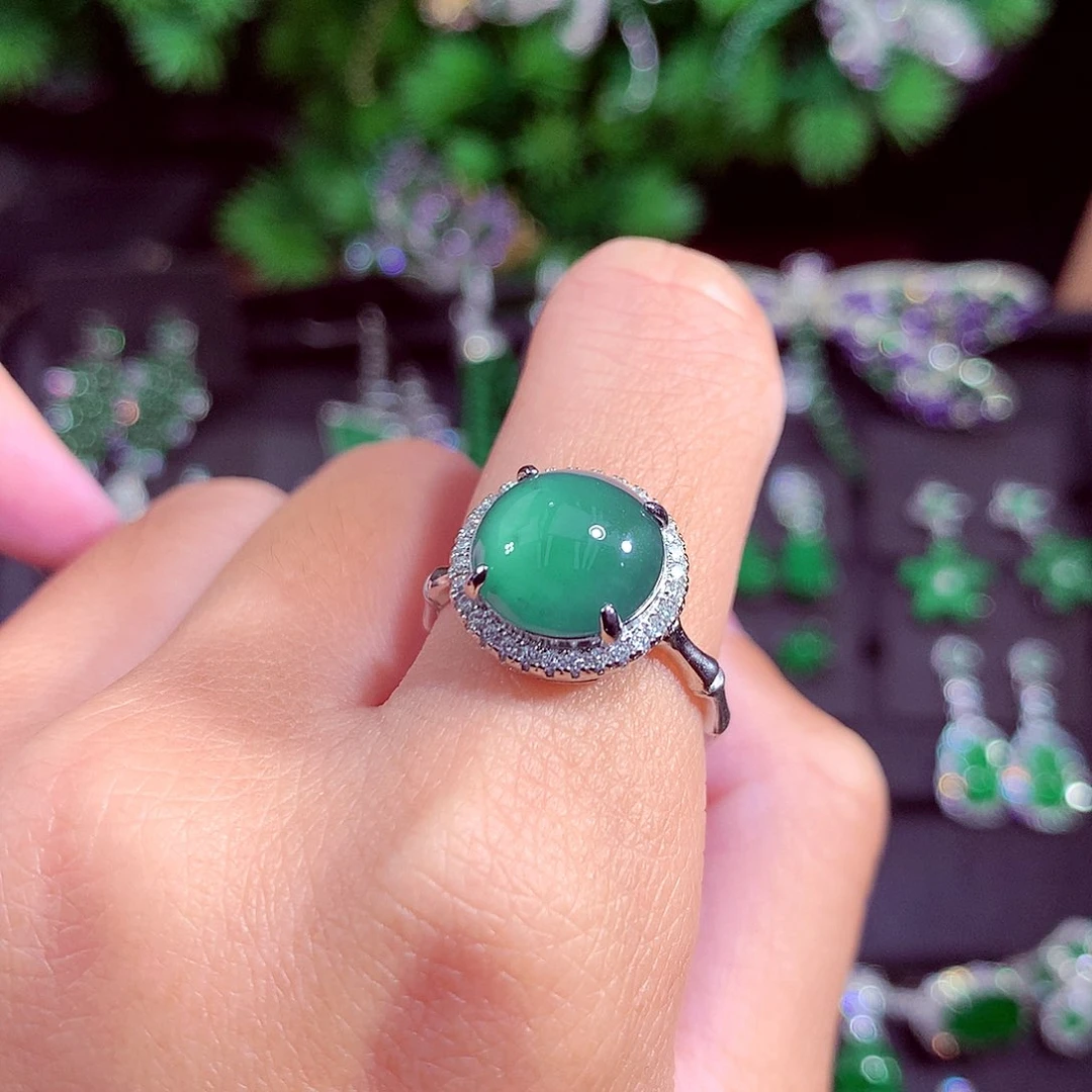 颈饰未镶嵌翡翠天然