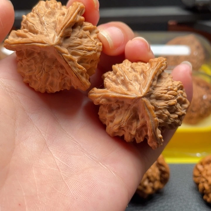 爱***猬核桃手串/手链38盘山