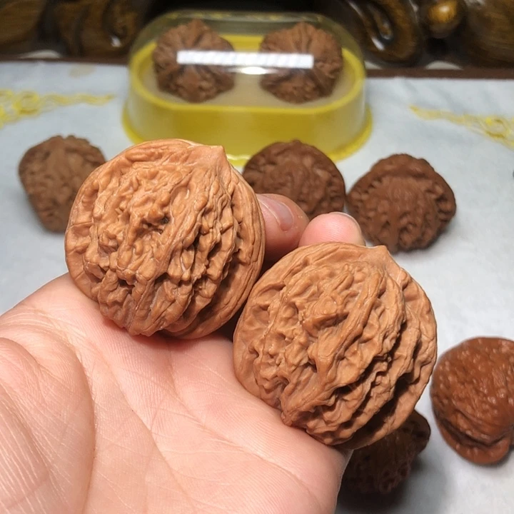 文玩核桃41尺麦虎