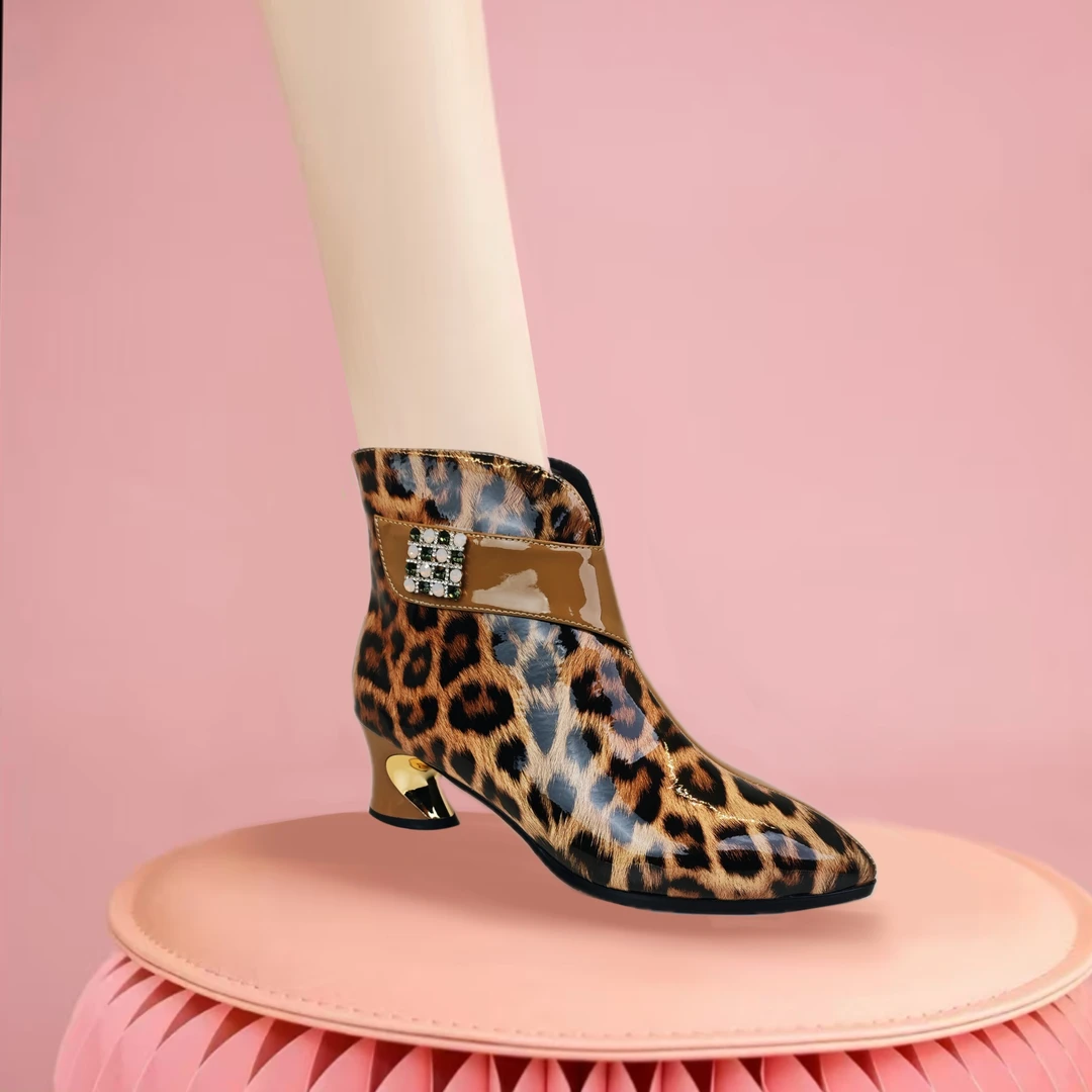 法式细跟高跟侧拉链绒里气质时尚时装靴百搭短靴冬粗跟hy8167