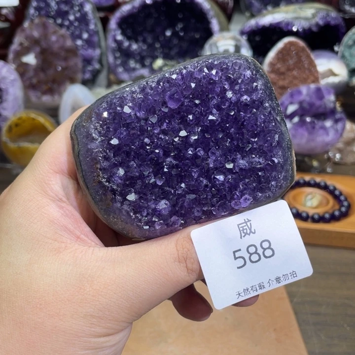 未镶嵌珠宝半成品水晶