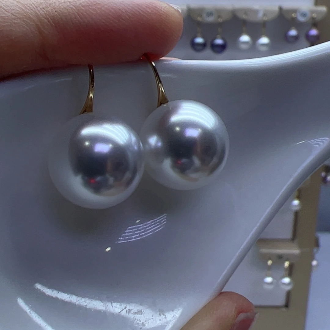 18K金镶嵌淡水珍珠耳饰