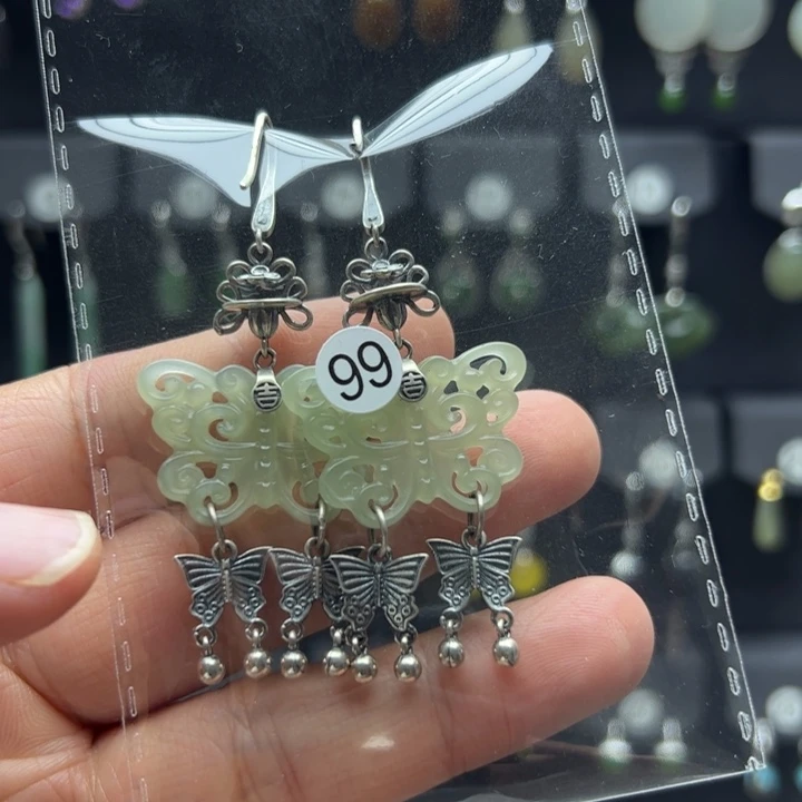 幸****和田玉银S925镶嵌耳饰