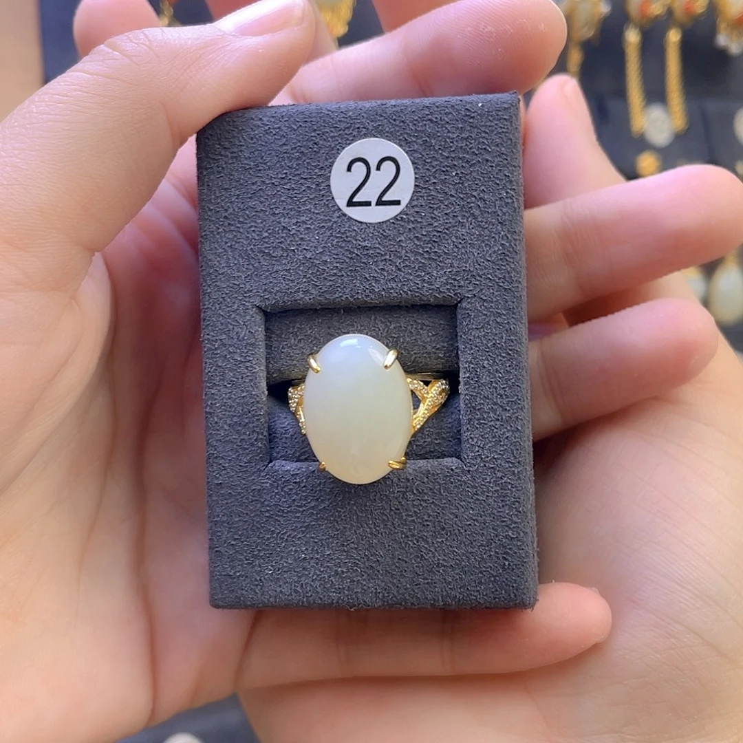 和田玉戒指银S925镀金镶嵌