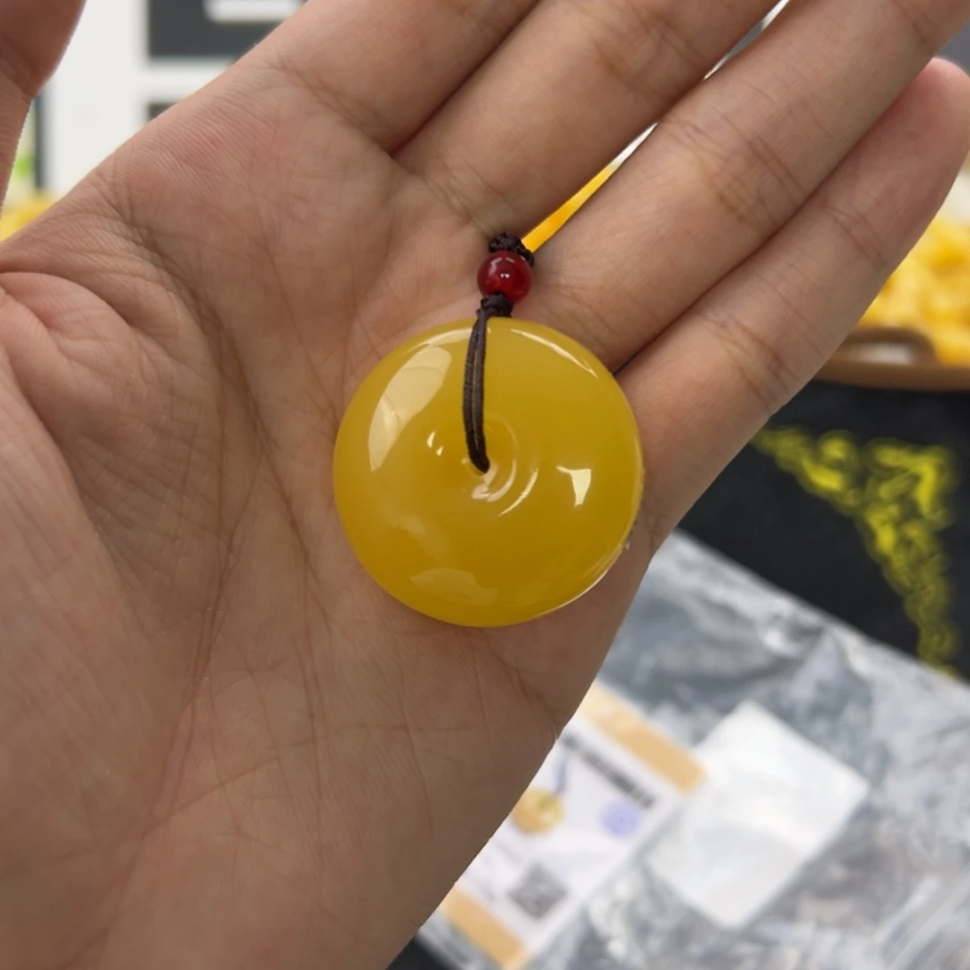 未镶嵌琥珀珠宝奇石