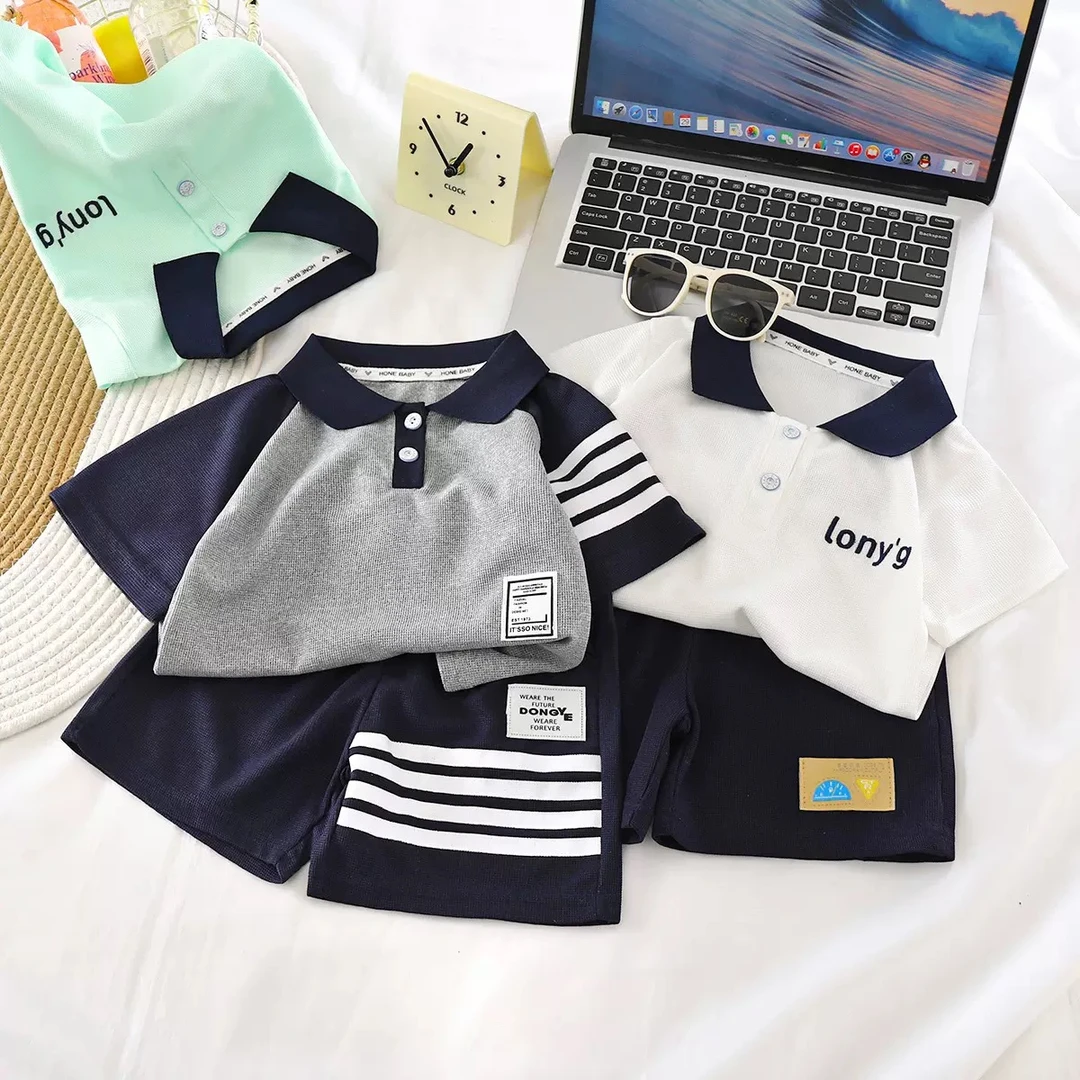 儿童夏季短袖短袖套装2025新坤polo领时尚套装p