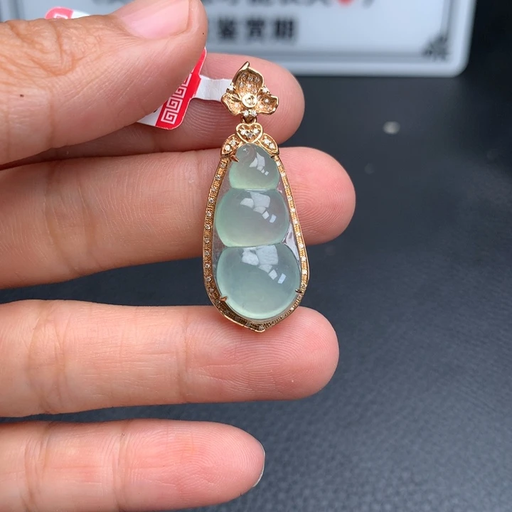 吊坠(不含链)18K金镶嵌翡翠