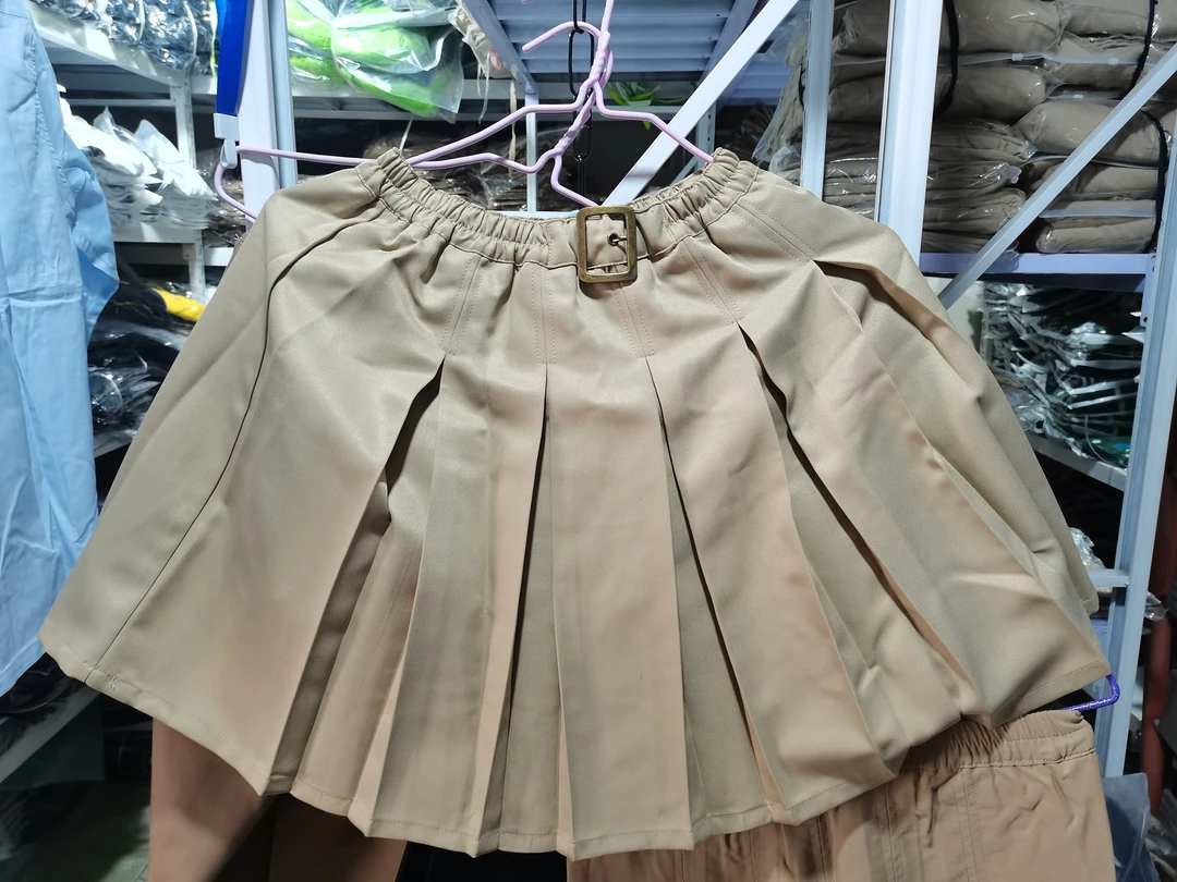 特价卡其色裙子不退不换