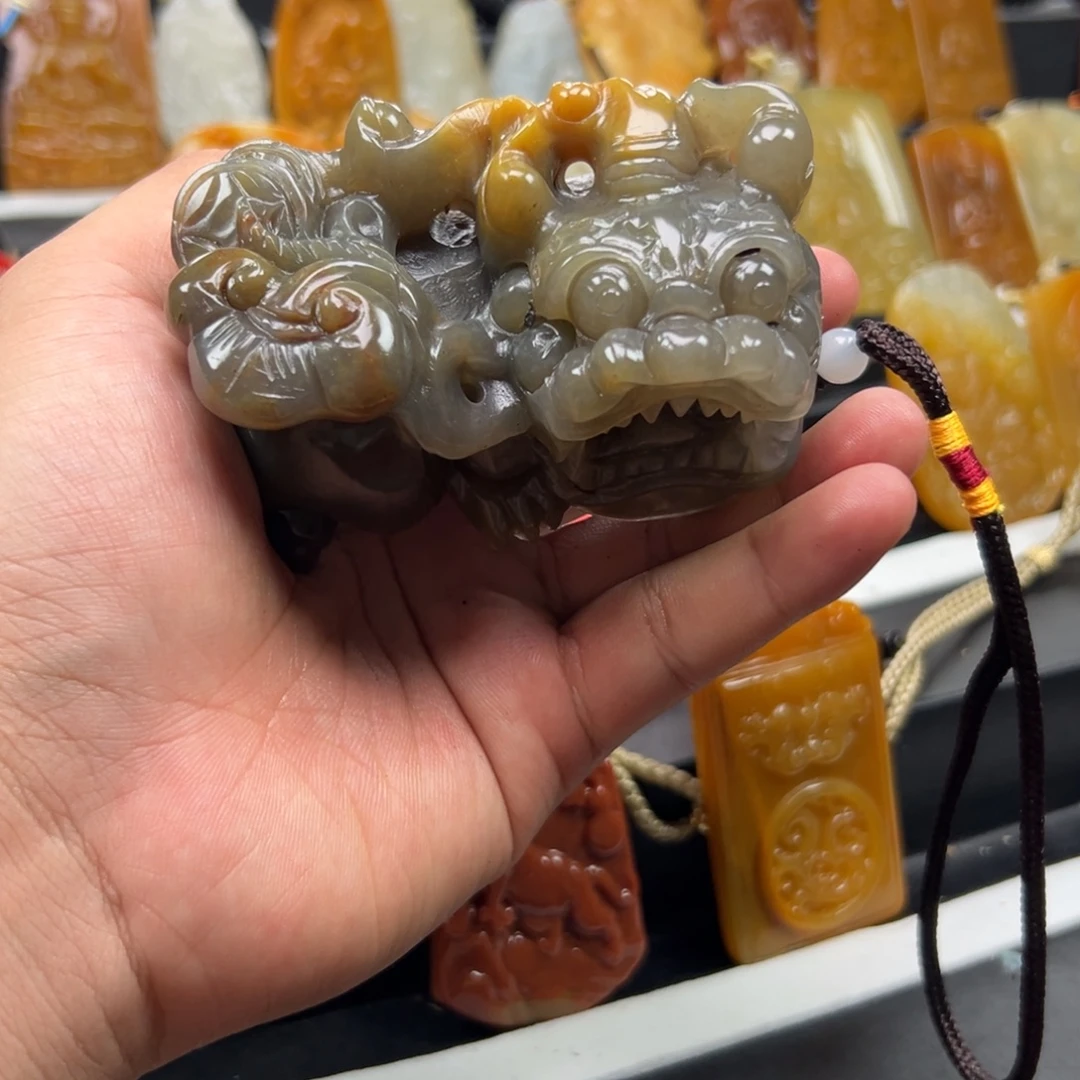 石英质玉（黄龙玉）未镶嵌多样性发货，发其一