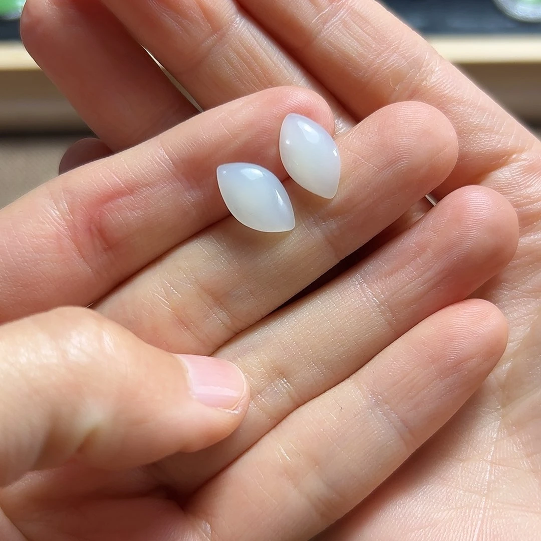 银S925镶嵌和田玉耳饰